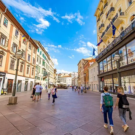 Vendégház Korzo 3*